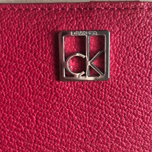 Calvin Klein Wallet - Picture 2 of 5
